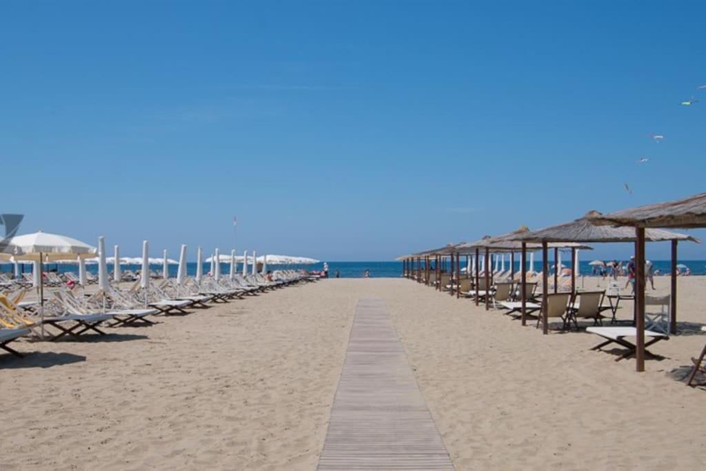 La Casa Di Cri Lejlighed Viareggio Eksteriør billede